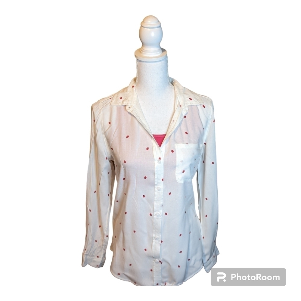 BeachLunchLounge White with Ladybugs Boyfriend Button Down Long Sleeve Shirt  M